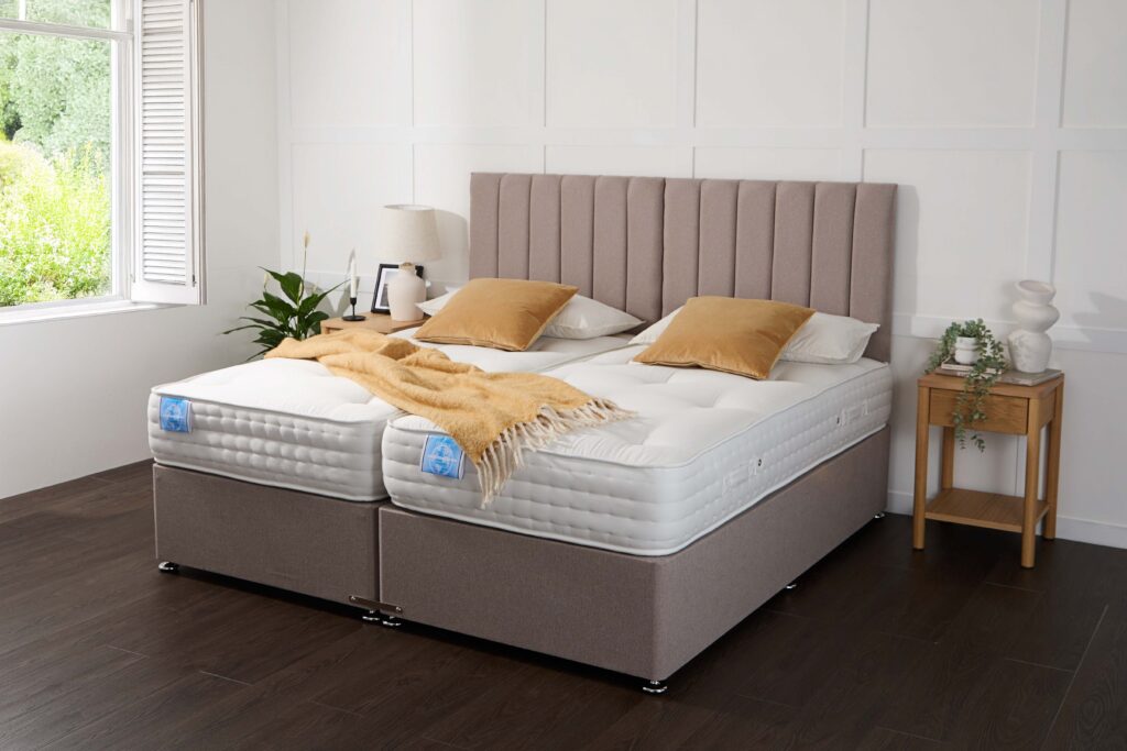 Lerwick Hotel Zip and Link Contract 1000 Pocket Sprung Intelligent Fibre Divan Bed Set