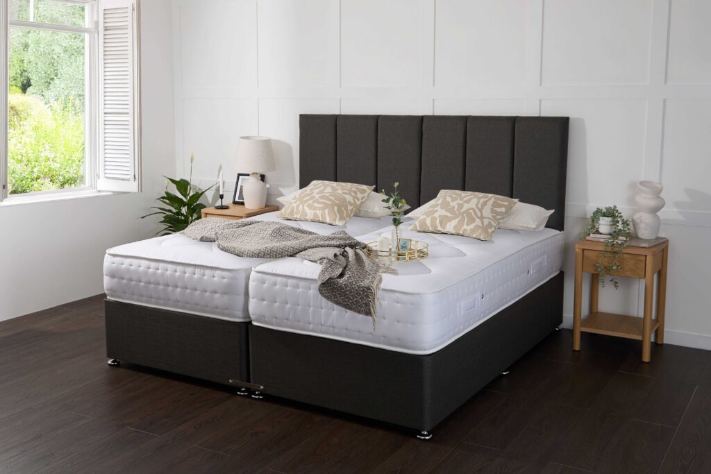 Elgin Guest Hotel Zip and Link Contract 1500 Pocket Sprung Divan Bed Set